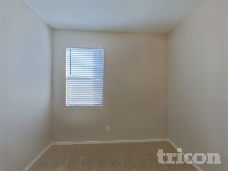 Building Photo - 42037 W Lunar St