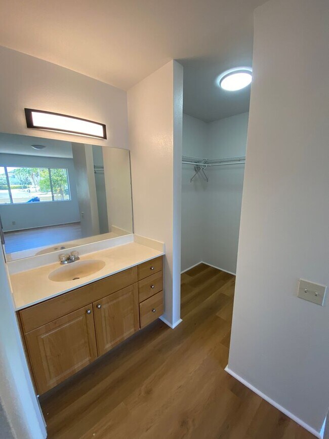 Building Photo - 91-318 Makalea Street #42