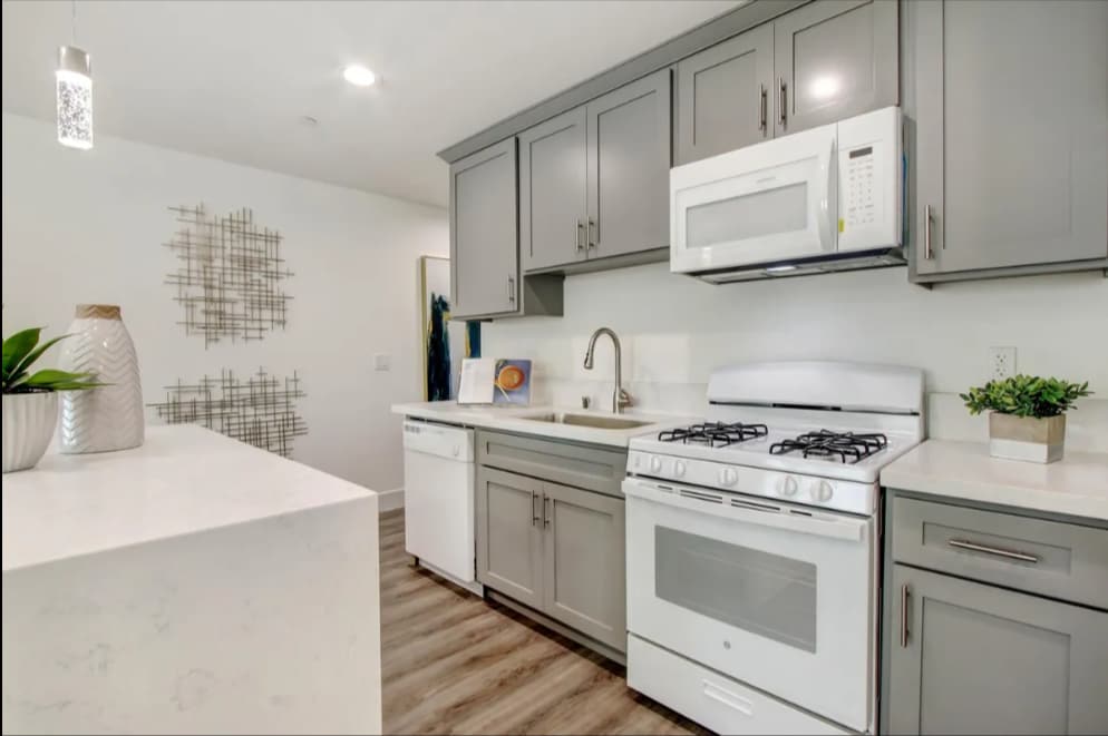 Building Photo - 1115 E Artesia Blvd