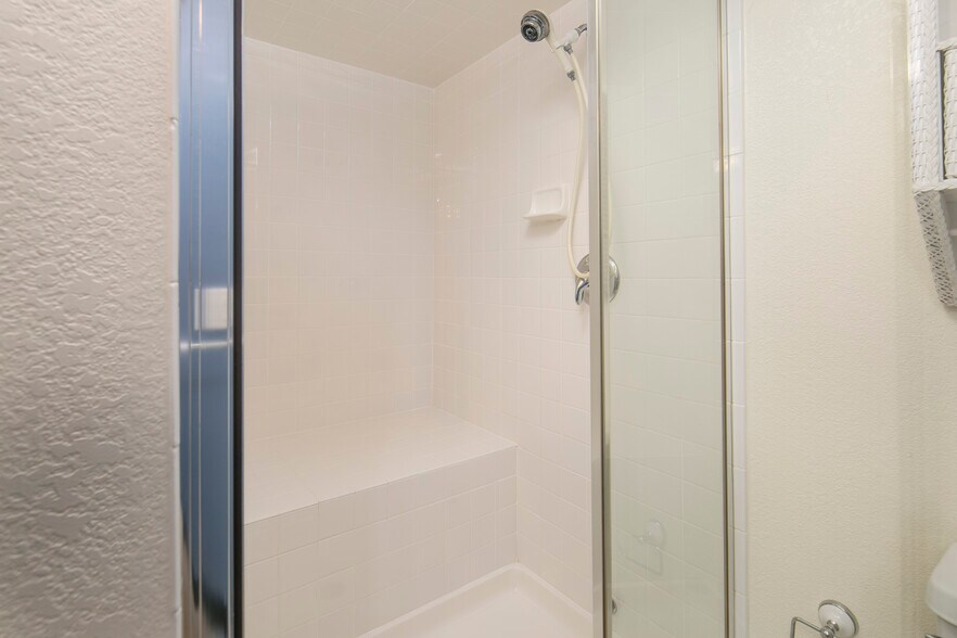 Building Photo - 9201 W Louisiana Ave