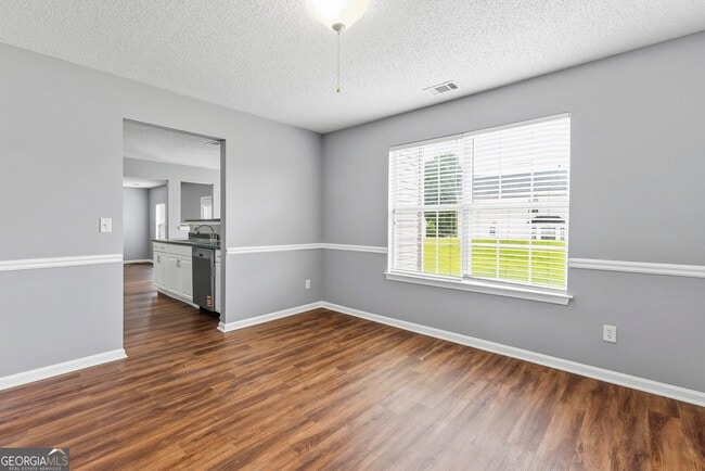 Building Photo - 11925 Spring Lake Way