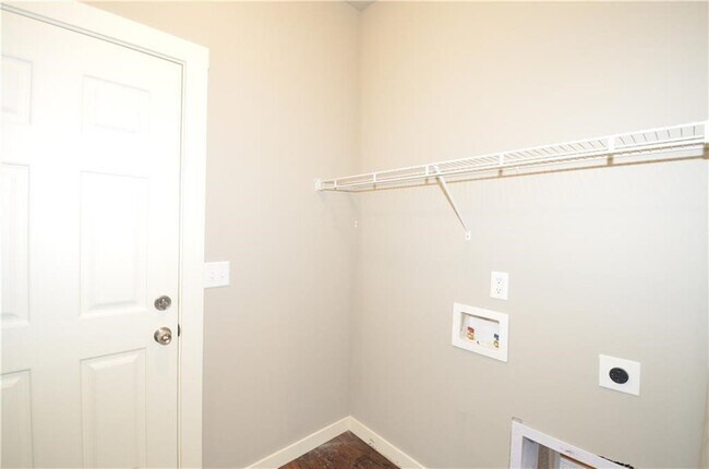 Building Photo - 311 Copper Oaks Dr