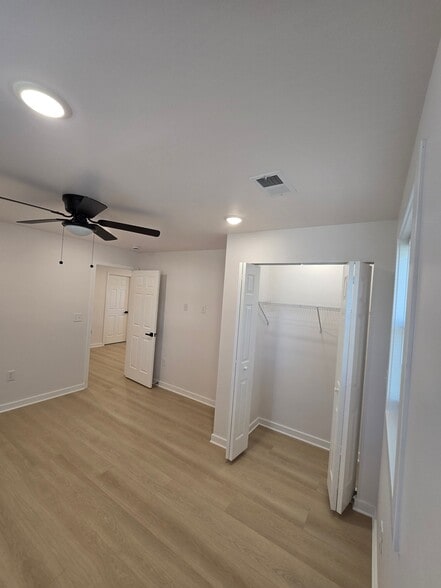 Building Photo - 198 S Court St