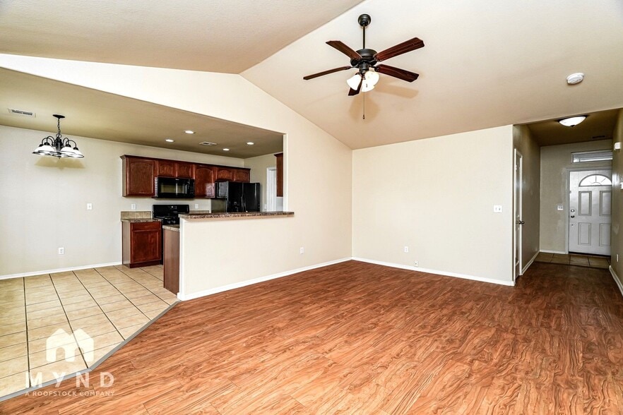 Building Photo - 14603 E 108th St N