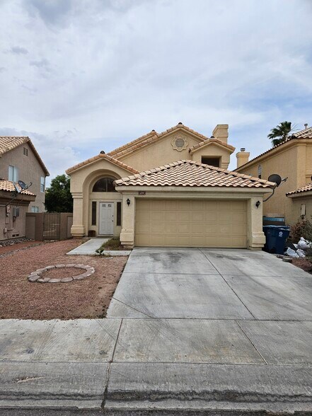 Primary Photo - 1244 Lucia Dr