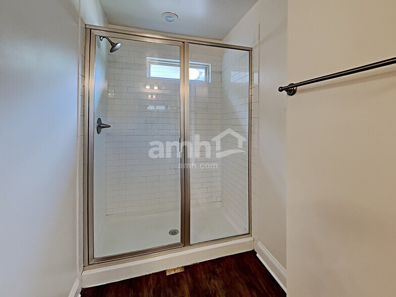 Building Photo - 453 Juniper Bluff