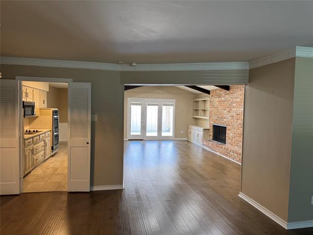 Building Photo - 3786 Weeburn Dr