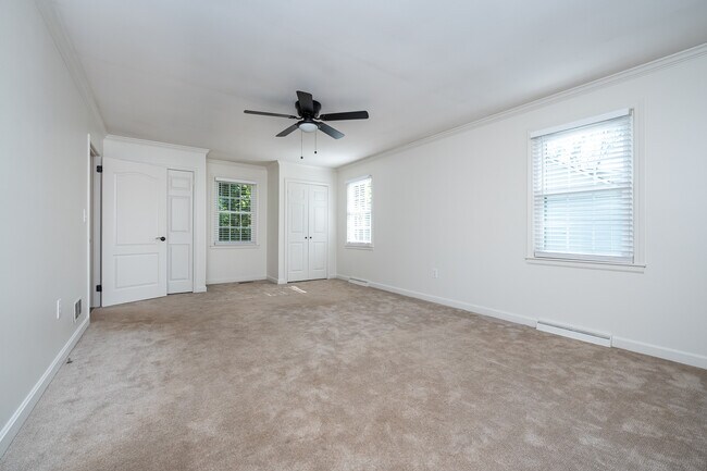 Building Photo - 114 Newman St