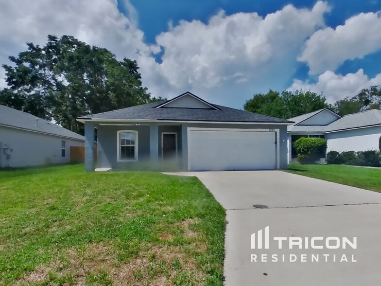 Primary Photo - 7227 Lawn Tennis Ln