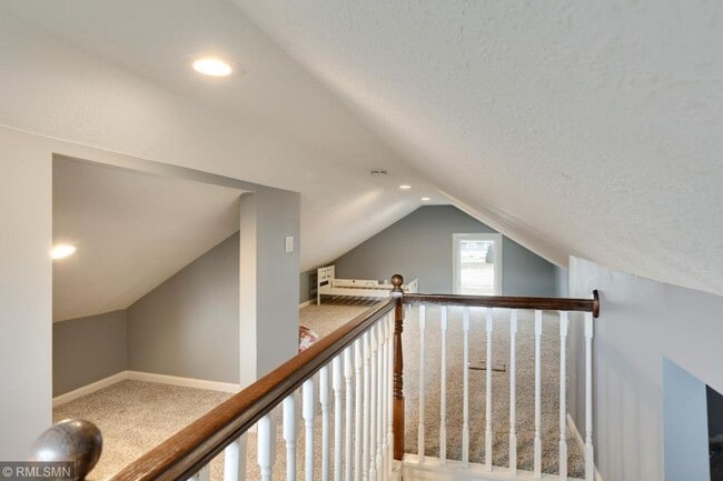 Building Photo - Perfect 4 bedroom count Home in Columbia H...