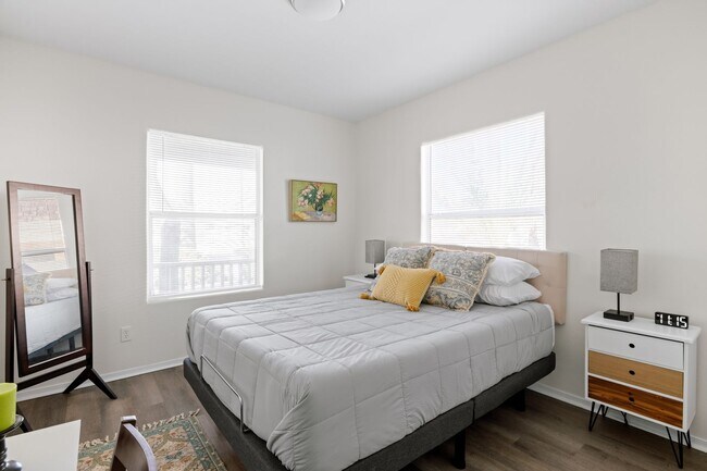 Building Photo - New Home in With Historic Charm in Coveted Garfield District