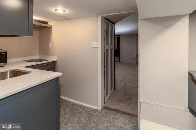 Building Photo - 59 S Franklin St