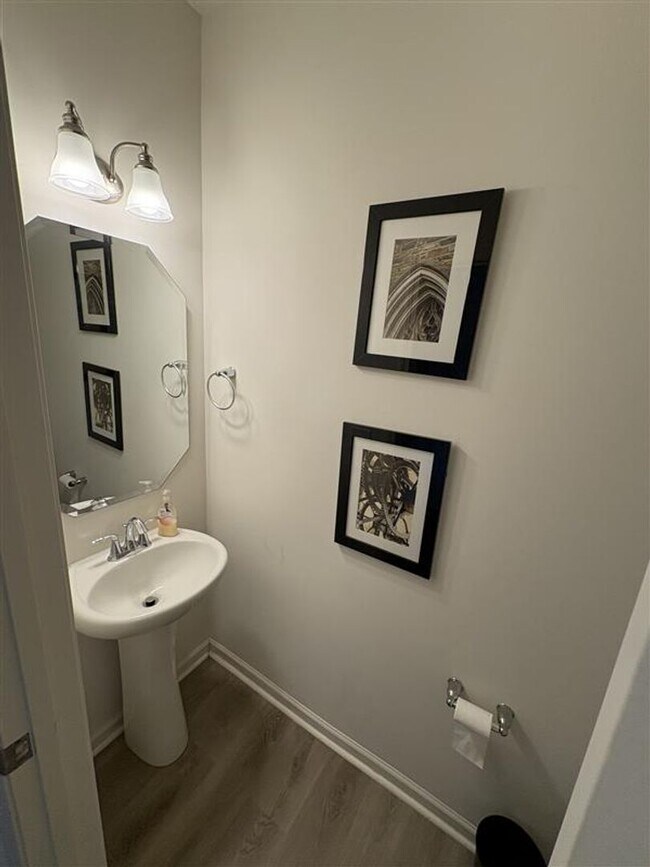 Building Photo - Rent Ready **Spacious 3-Bedroom Home with Open Concept & Large Fenced in Backyard**