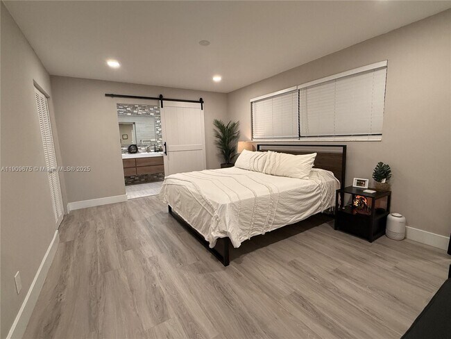 Building Photo - 4009 Jefferson St