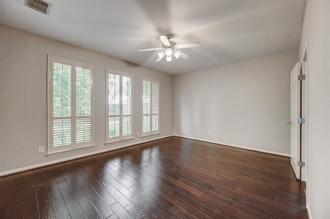 Building Photo - 22726 Shannon Falls Ct
