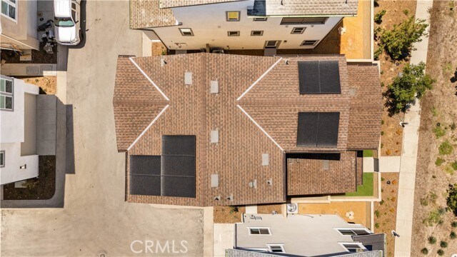 Building Photo - 410 Lobata