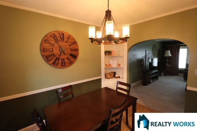 Building Photo - 2457 S 27th St