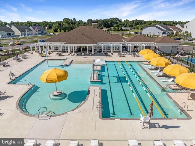 Building Photo - 36046 Auburn Wy