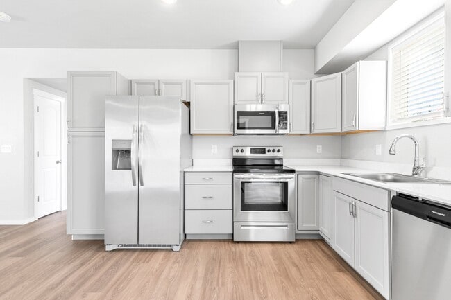 Building Photo - 165 Northridge Terrace