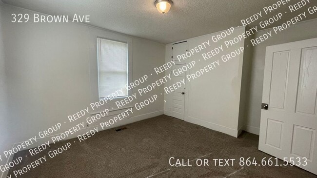 Building Photo - 329 Brown Ave