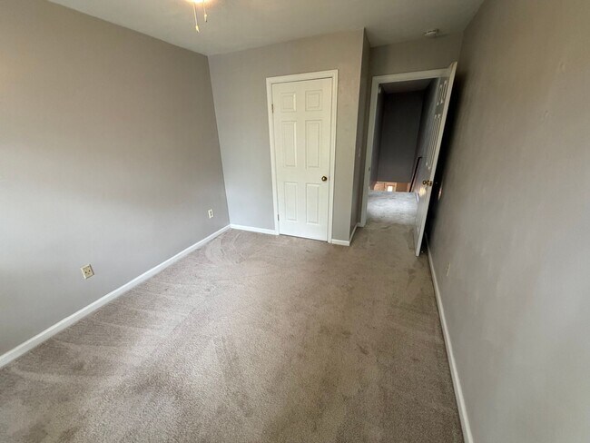 Building Photo - 502 Kempsville Greens Ct