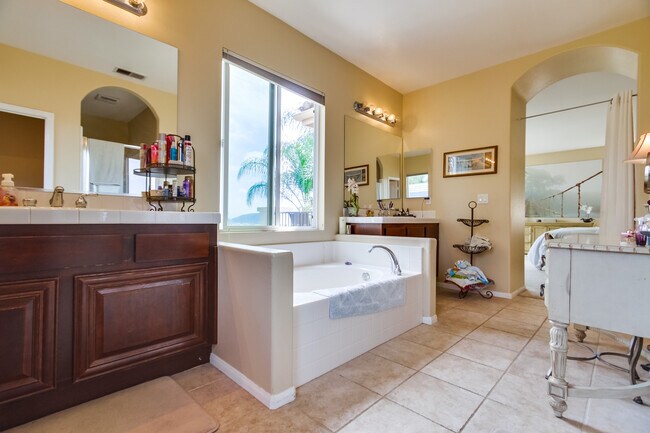 Building Photo - Magnificent Stone Canyon Home with Top of ...