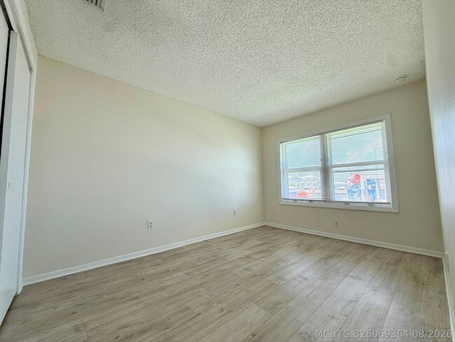 Building Photo - 343 Gulfstream Rd