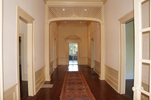 Building Photo - 180 Mayes St