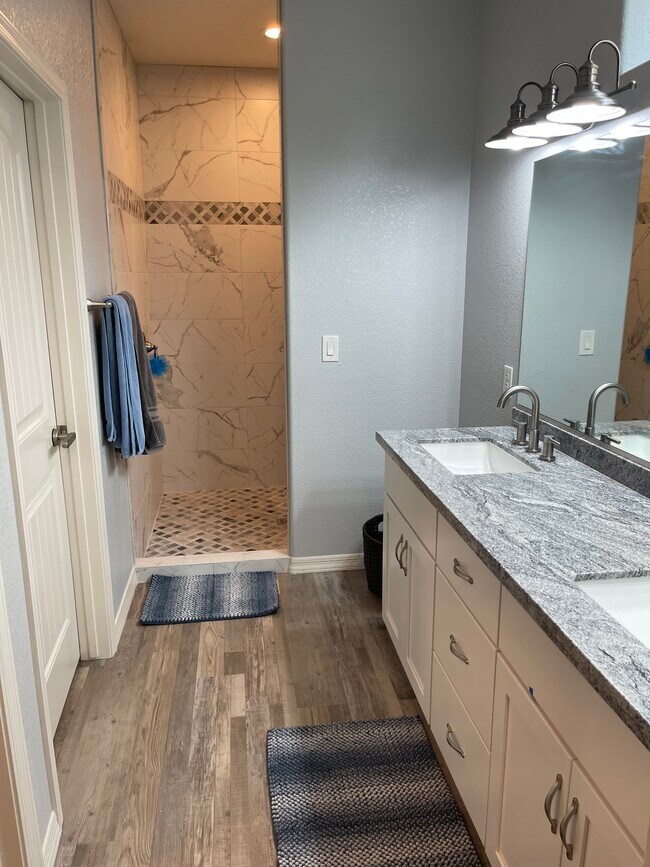 Master Bathroom Double Sink and Walk in Shower - 5879 Desert Lakes Dr