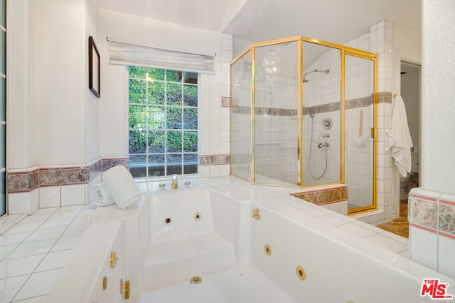 Building Photo - 3508 Adamsville Ave