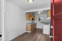 Building Photo - 357 Willow St