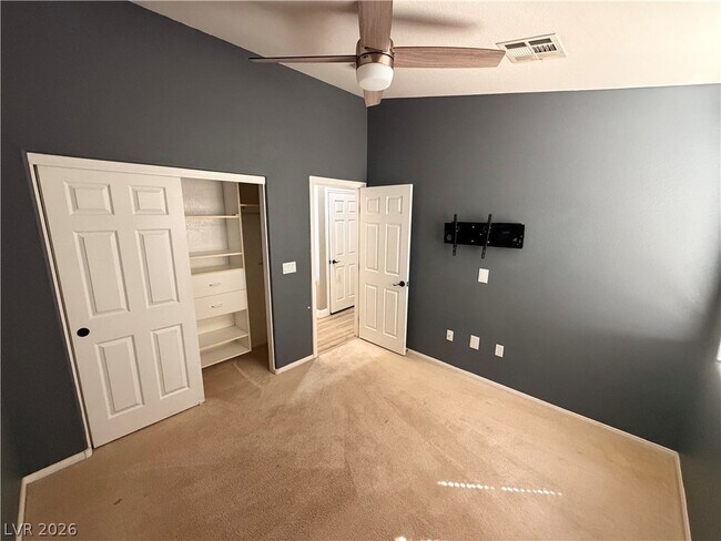 Building Photo - 7914 Villa Pintura Ave