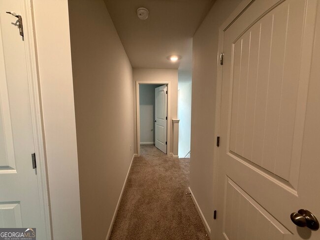 Building Photo - 1 Silverbell Ln