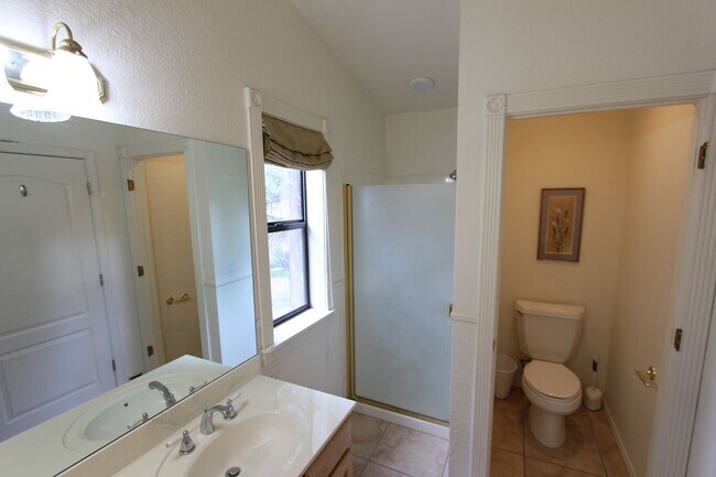 Building Photo - 3270 S Little Dr
