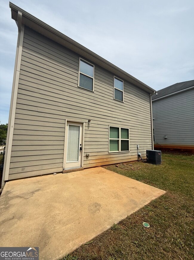 Building Photo - 2529 Shropshire Pl