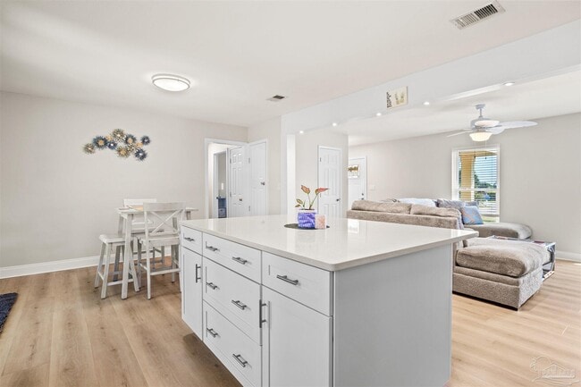 Building Photo - 4570 Yacht Harbor Dr
