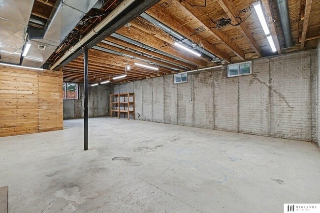 Building Photo - 15613 Timberlane Dr