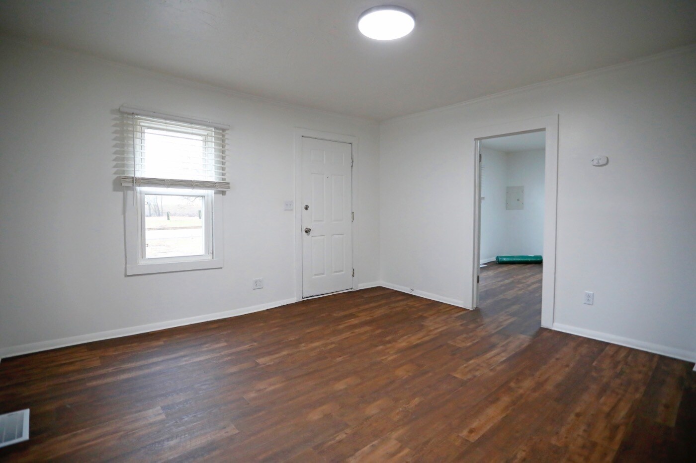 Building Photo - 3000 Rheinhardt Ave