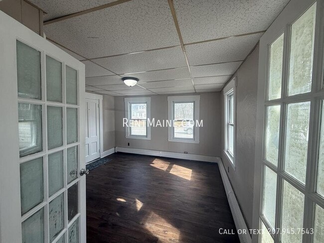 Building Photo - 468 Union St