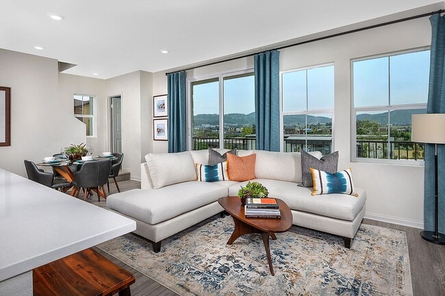 Building Photo - 342 Fitzpatrick Rd