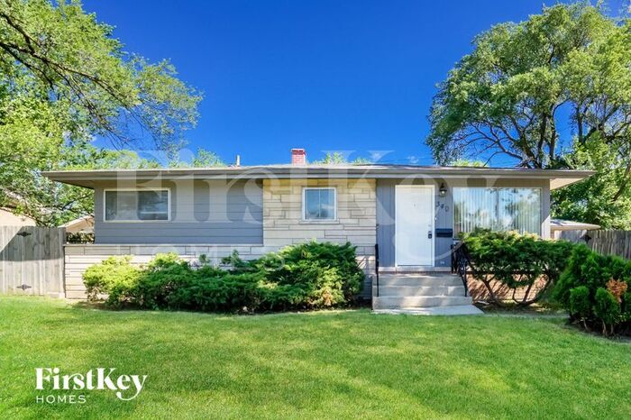 Primary Photo - 340 E Myrick Ave