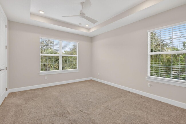 Building Photo - 1887 SE Ocean Cove Way