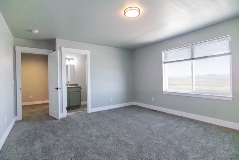 Building Photo - 2298 Deerfield Ln