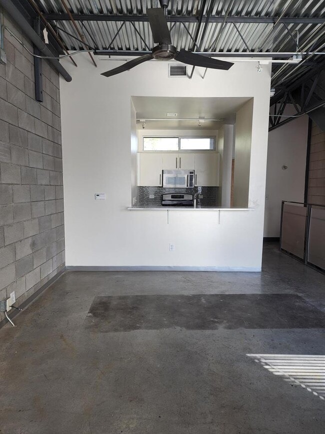 Building Photo - 4801 S Congress Ave