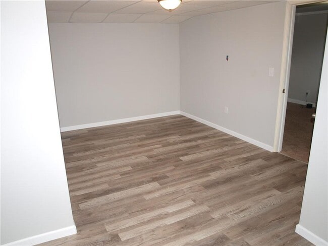 Building Photo - 2017 Evergreen Dr SE