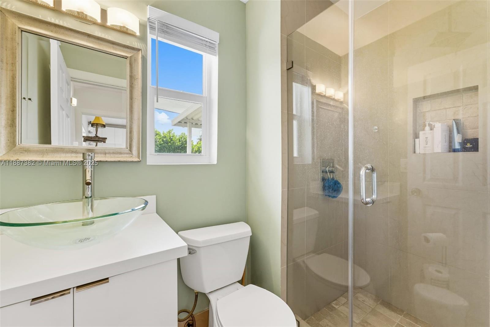 Building Photo - 9425 N Miami Ave