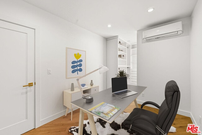 Building Photo - 6327 Babcock Ave