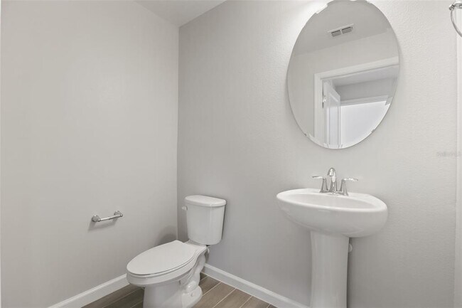 Building Photo - 1394 Mount Royal Dr
