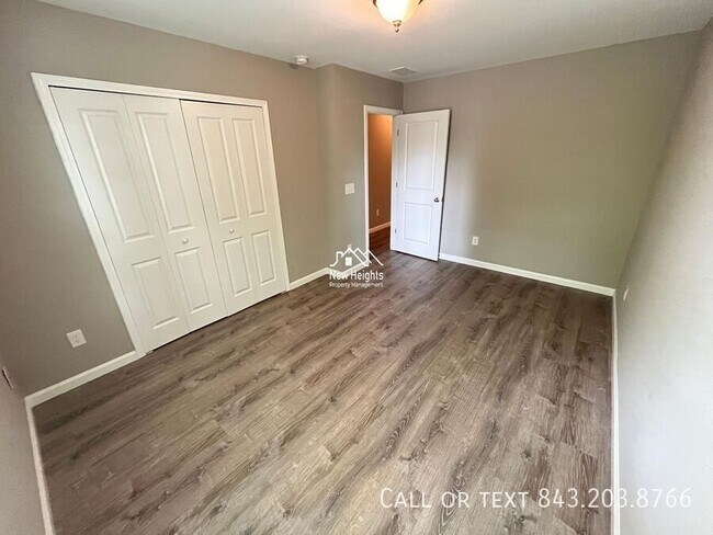 Building Photo - 146 Hickory Ridge Way