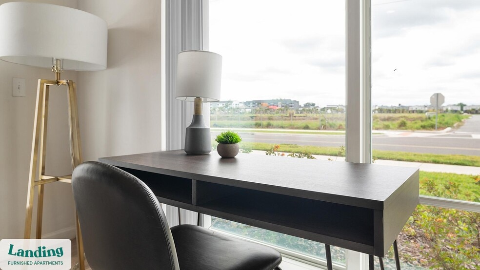 Building Photo - 5256 International Dr